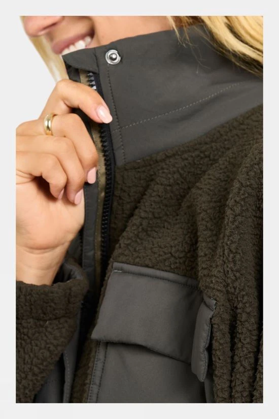 Vuori Womens Utility Sherpa Jacket - Image 9