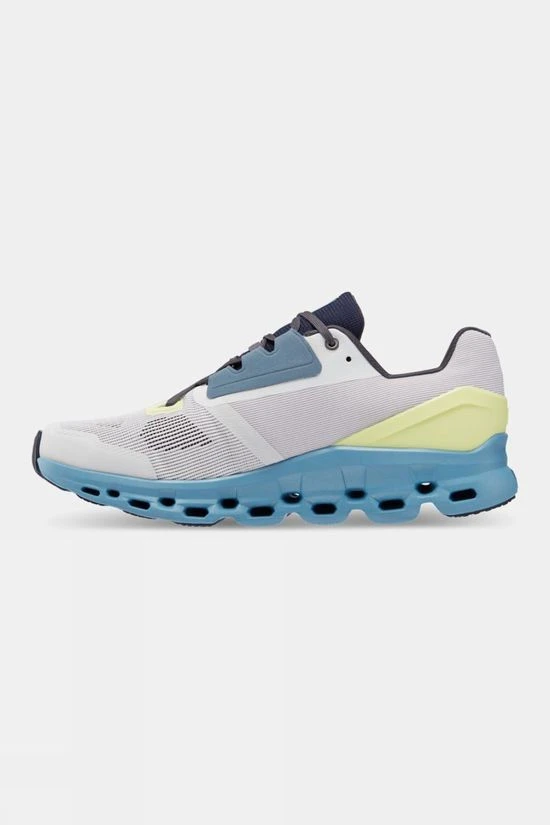 On Mens Cloudstratus Shoes - Image 2